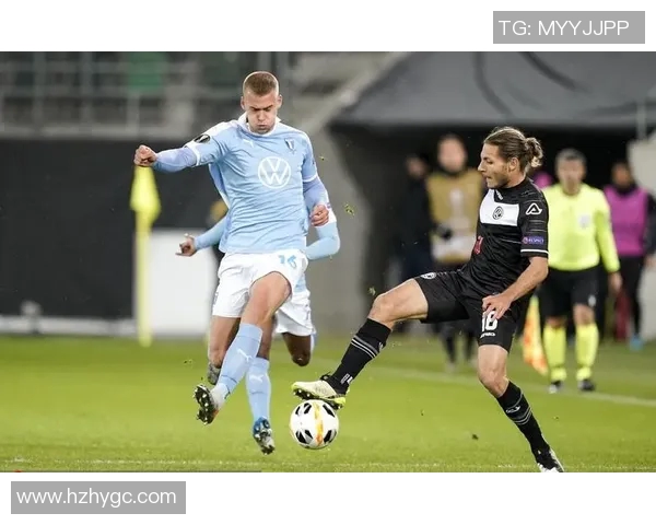 卢加诺与迪纳摩的精彩对决谁能在赛场上笑到最后